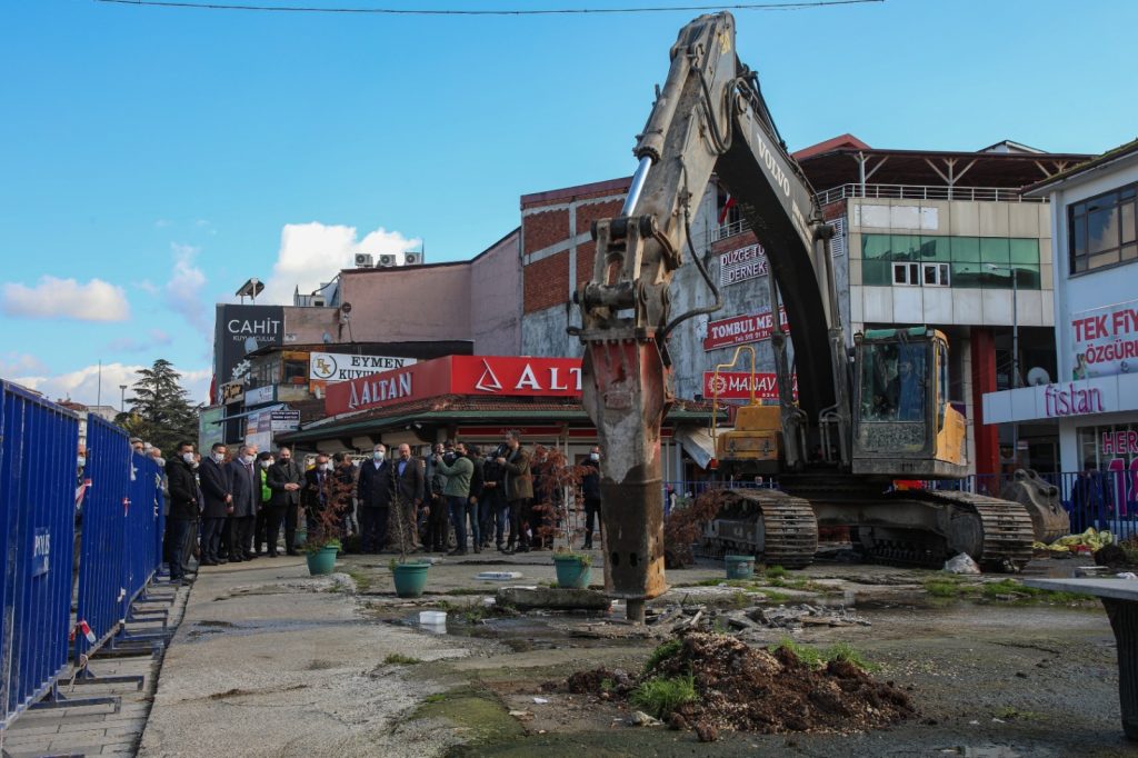 ÖZLÜ’DEN BİR KRONİK SORUNA DAHA NEŞTER